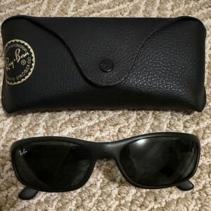 Ray-Ban Classic Black Sunglasses with Case